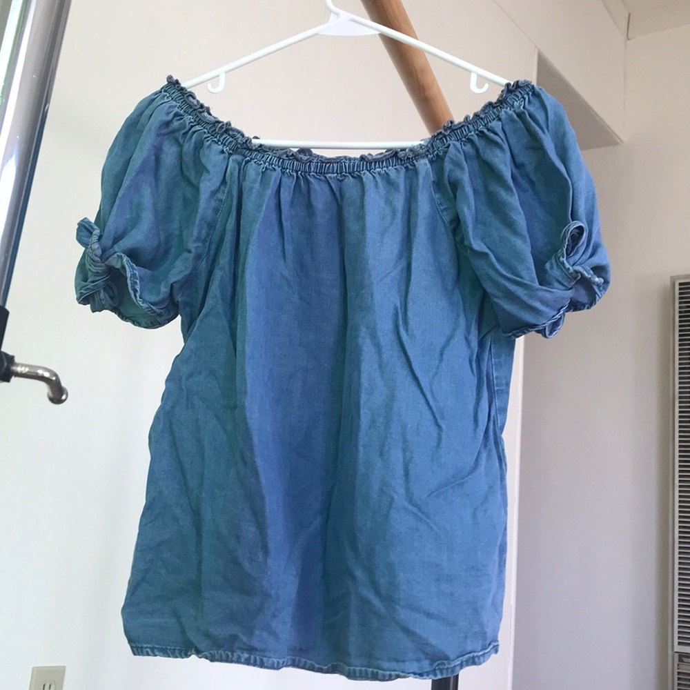 Off the Shoulders Top